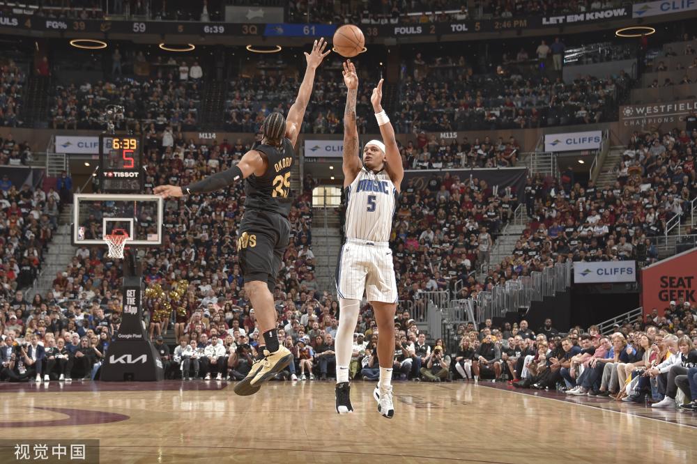 行了深入剖 行了深入剖