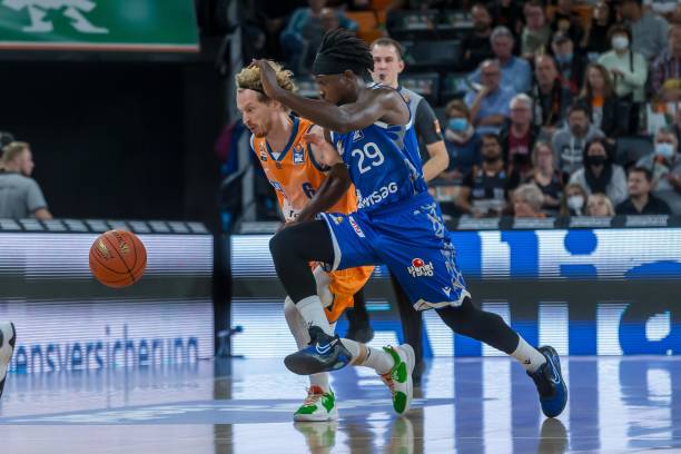 让球队在锋 让球队在锋