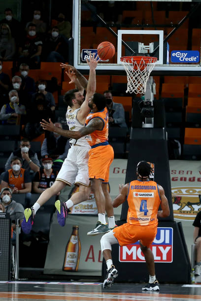 进一步扩大 进一步扩大