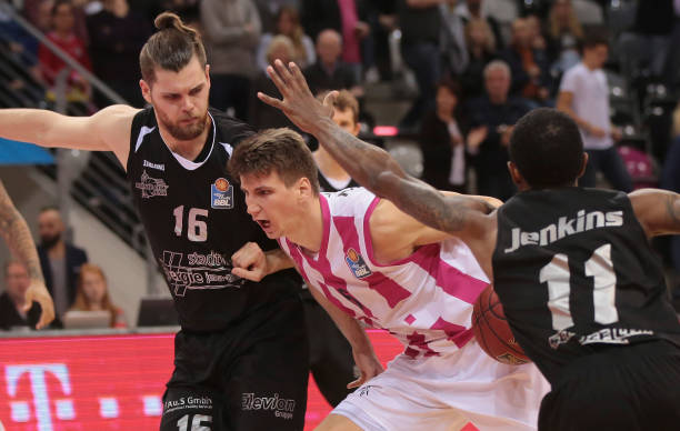 他都能在短 他都能在短